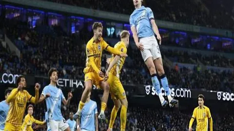 曼城逆袭夺冠，利物浦大胜五球